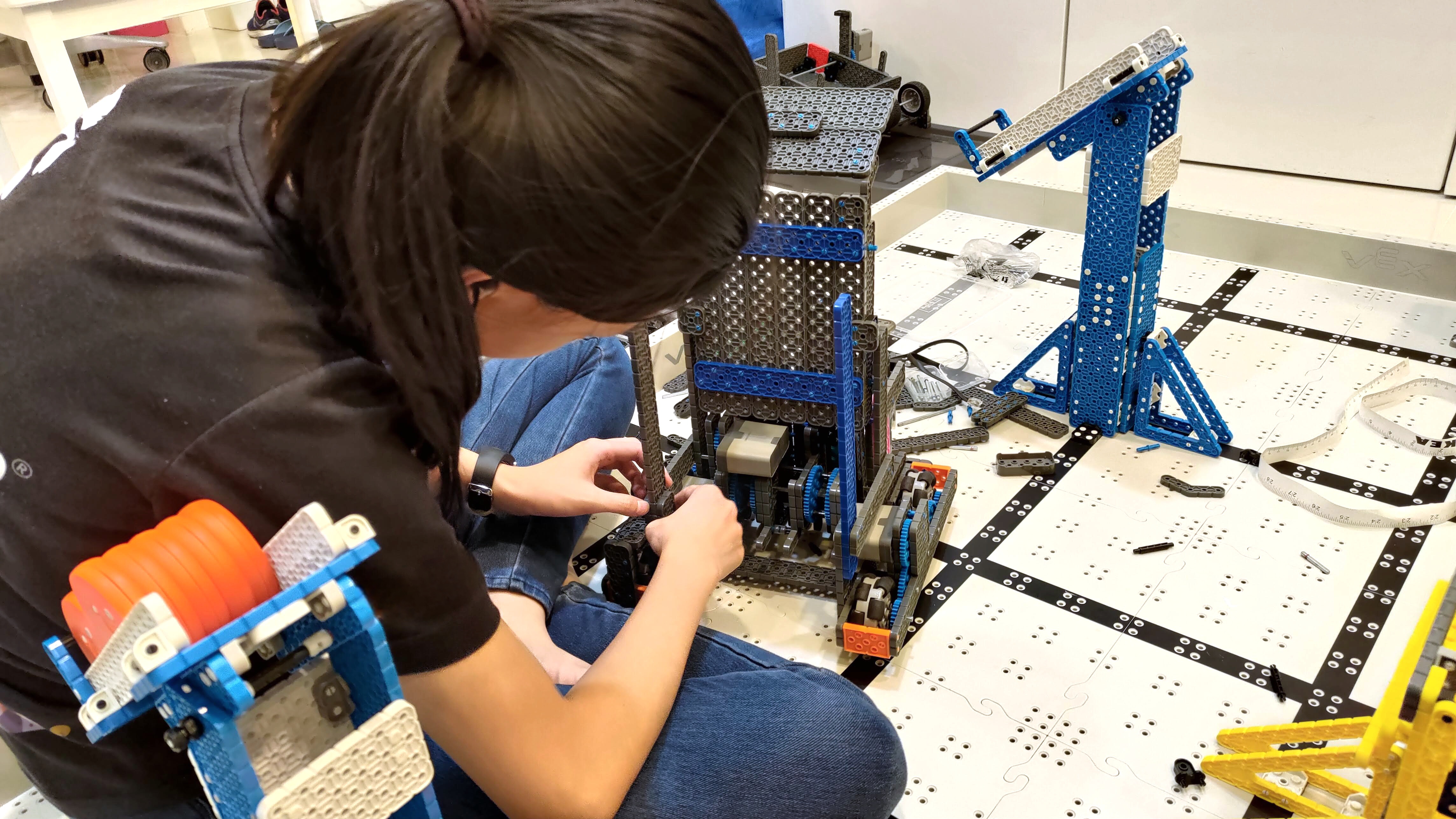 關於 VEX，我常被家長們問到的一些問題？以及為什麼我們連續學這麼多年？